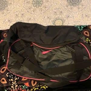 Nike duffel bag